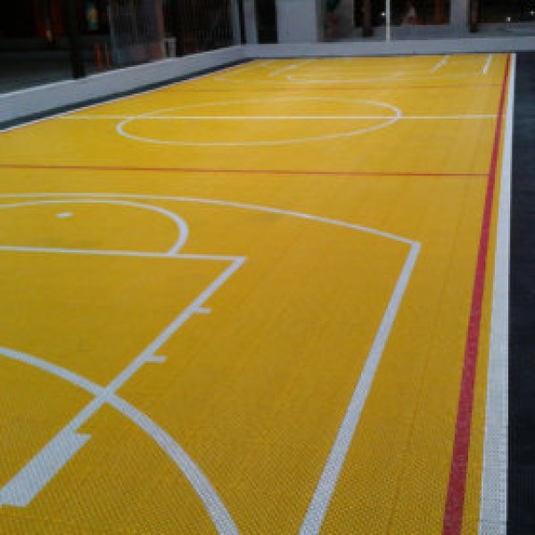 Quadra esportiva emborrachada
