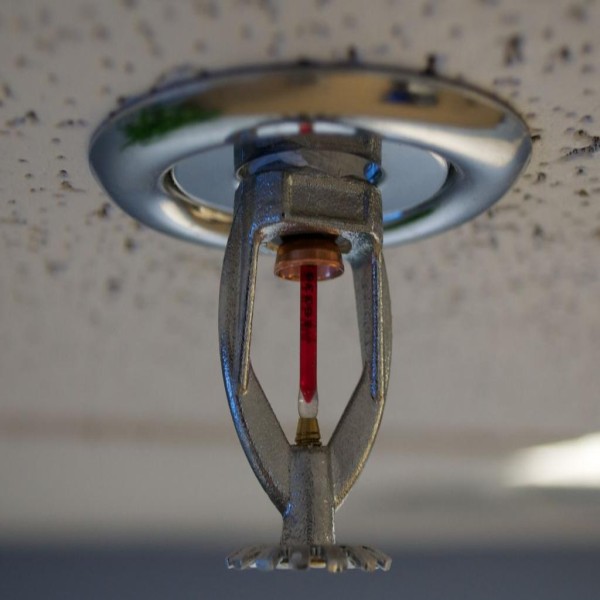 Instalação de sistema de sprinklers