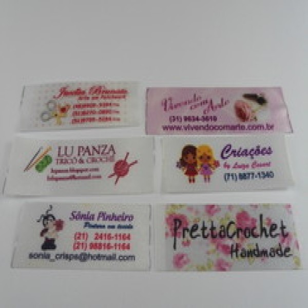 Etiquetas de cetim para confecção
