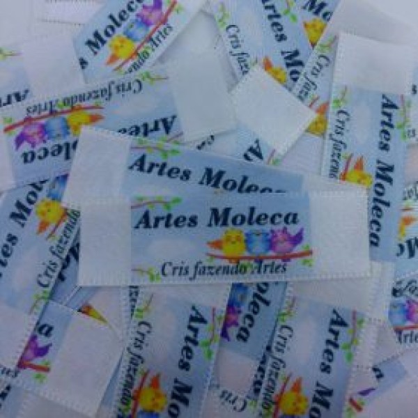 Etiquetas de cetim para confecção