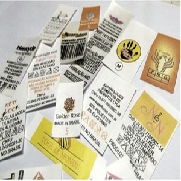 Etiquetas de cetim para confecção