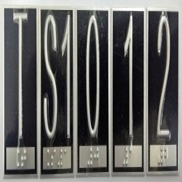 Placa em braille para corrimão