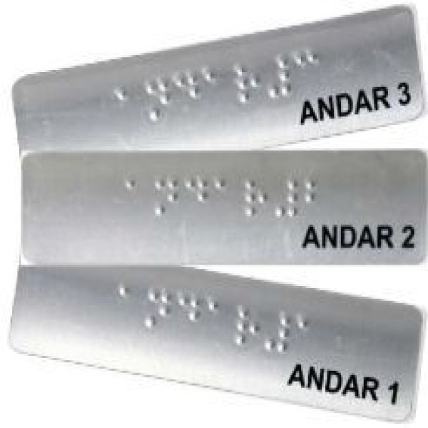 Placa em braille para corrimão