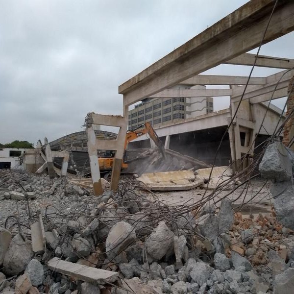 demolição industrial