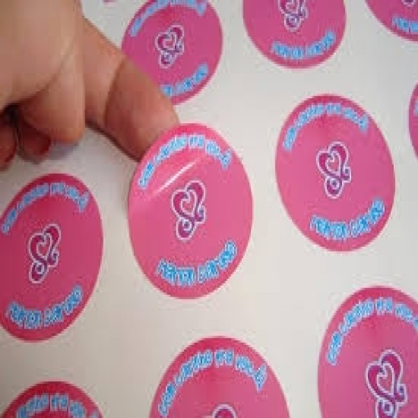 Etiquetas adesivas personalizadas