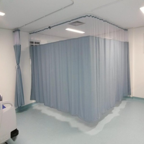 Distribuidor de cortina hospitalar