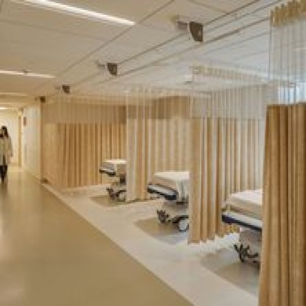 Cortina hospitalar em vinil