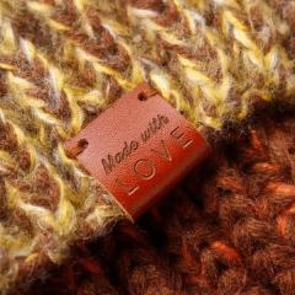 Etiqueta couro sintético personalizada