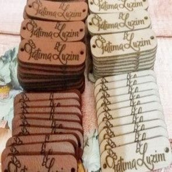 Etiqueta couro sintético personalizada