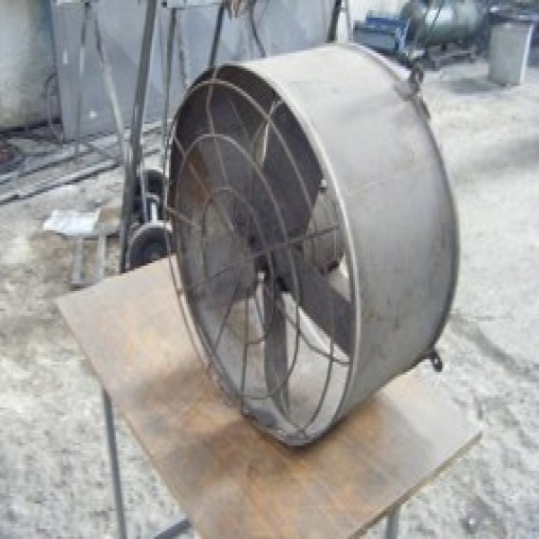 Ventilador industrial com umidificador