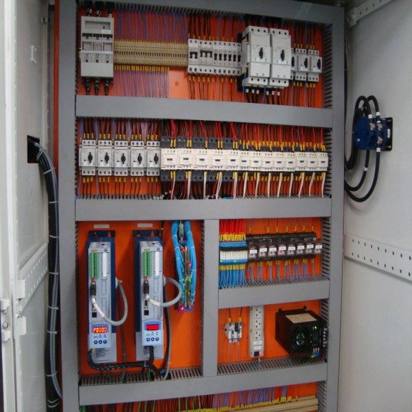 montagem de painel elétrico industrial
