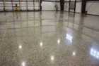 piso de concreto industrial polido valor