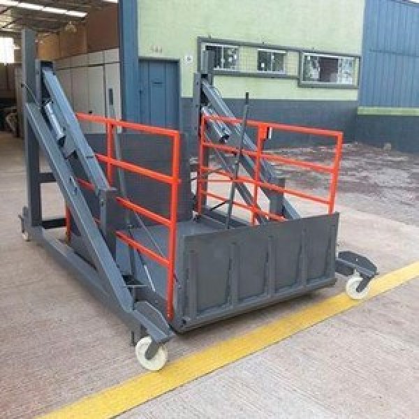 Fornecedor de doca elevatória móvel
