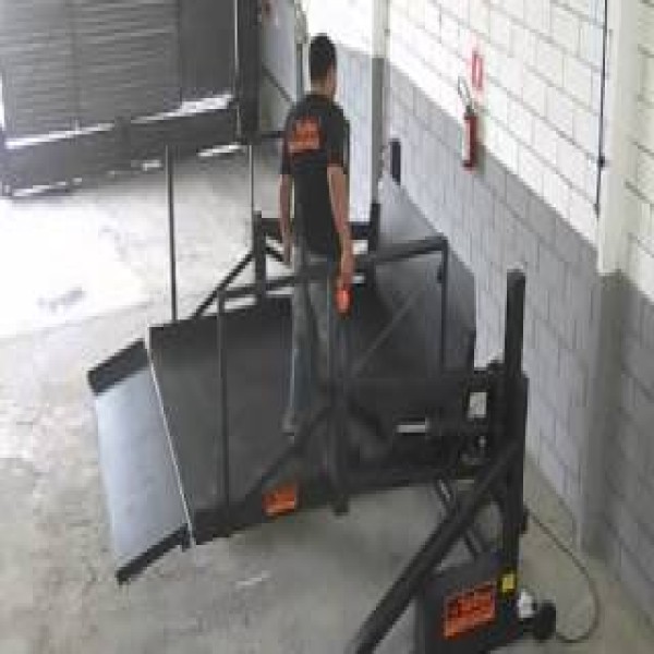 Fornecedor de doca elevatória móvel