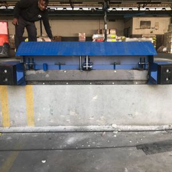 Plataforma niveladora de doca avançada