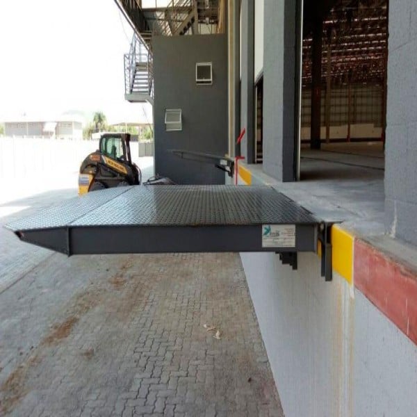 Plataforma niveladora de doca industrial