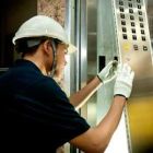 serviço de reparo em elevador