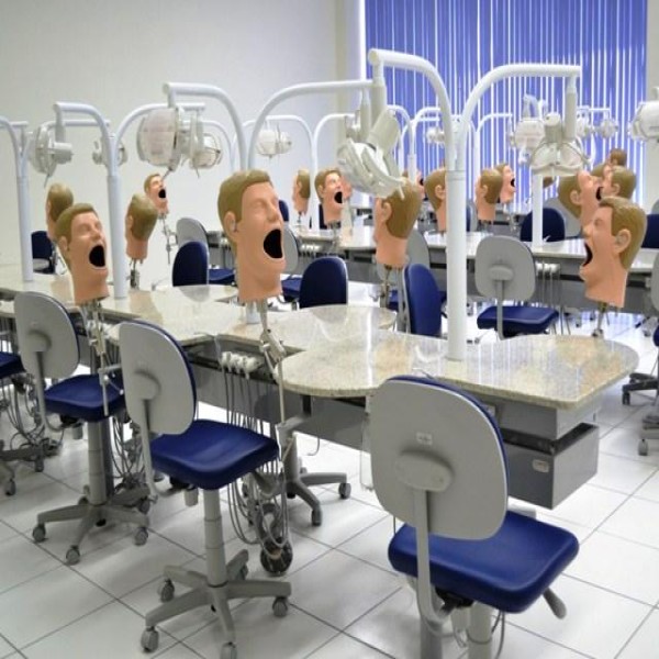 Bancada para laboratório para faculdade