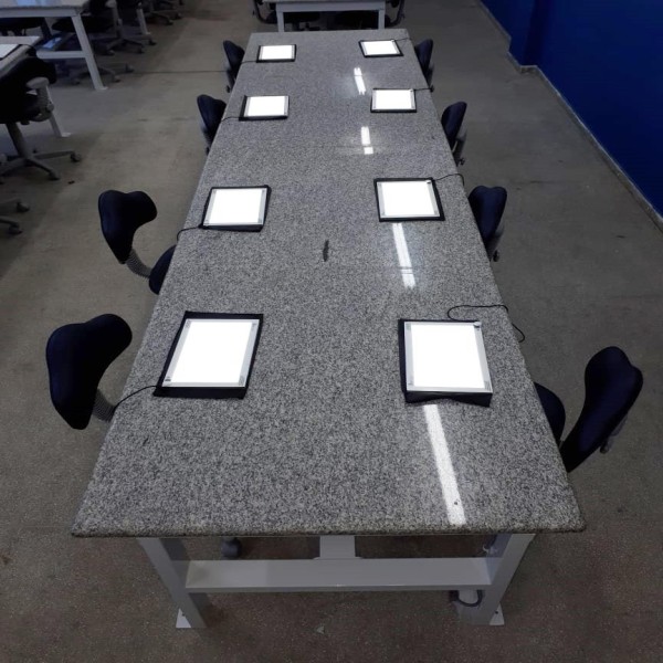 Bancada para laboratório para faculdade