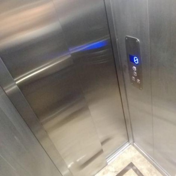 Elevador panorâmico para residência