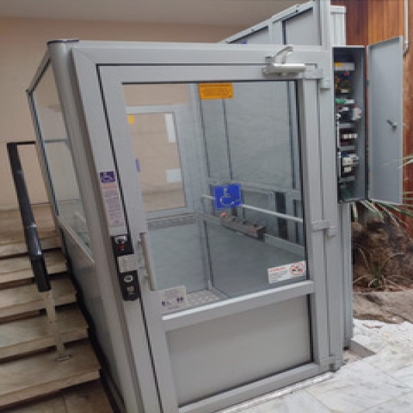 Elevador de plataforma residencial