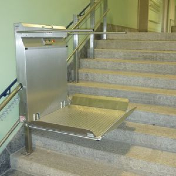Plataforma elevatória acessibilidade