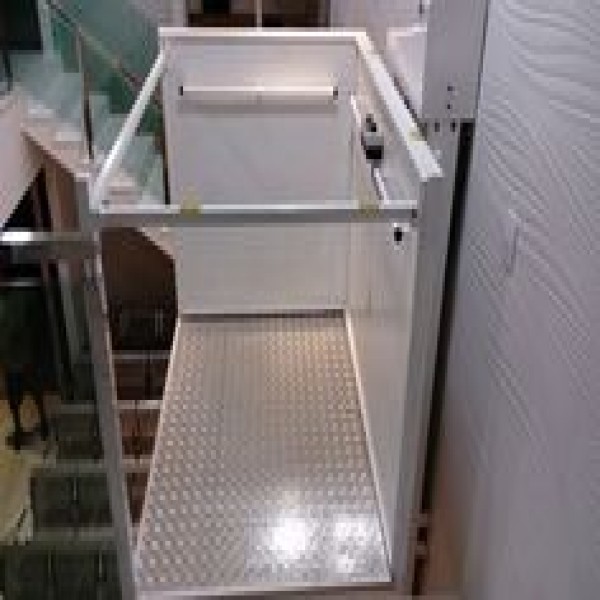 Plataforma elevatória acessibilidade