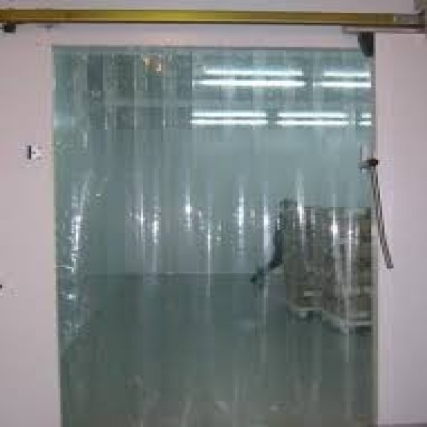 Cortina de fechamento em pvc
