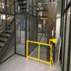 elevadores para fábricas