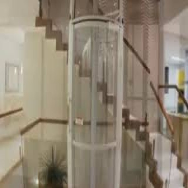 Elevador panorâmico residencial
