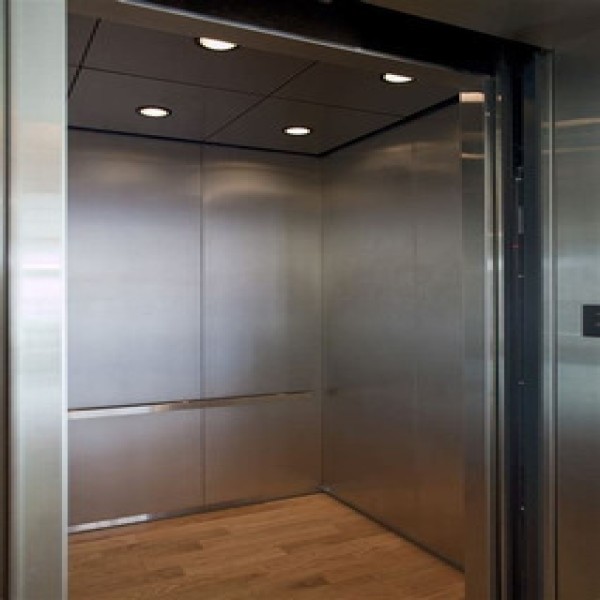 Elevador plataforma para cadeirantes