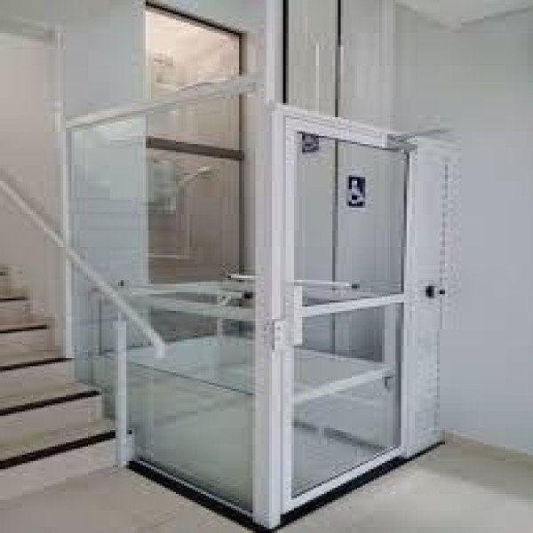Plataforma elevatória acessibilidade