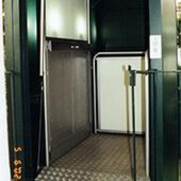 Plataforma elevatória acessibilidade