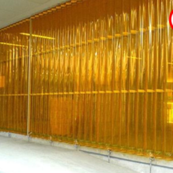 Cortina pvc amarela