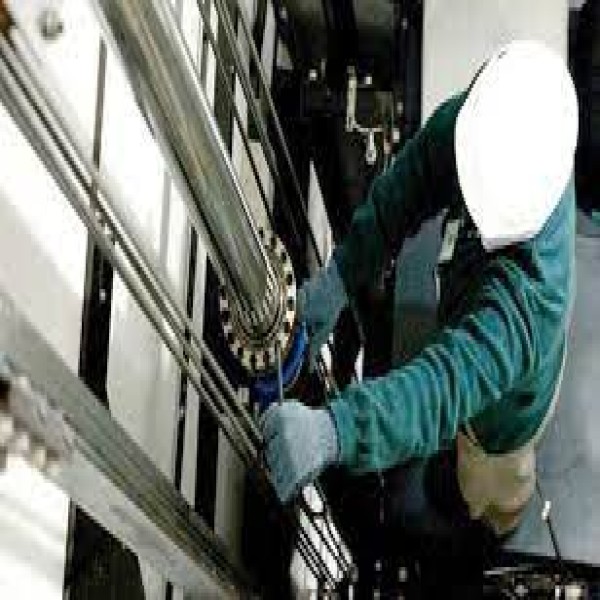 manutenção preventiva de elevadores