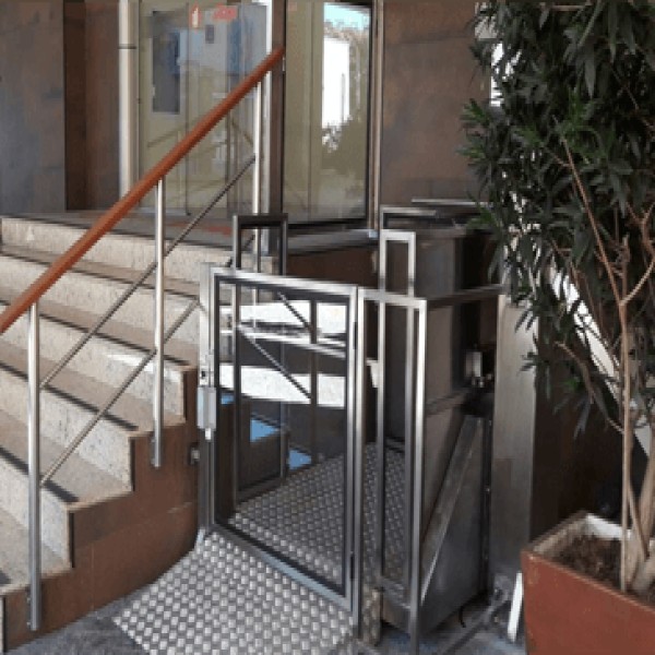 elevador plataforma para cadeirantes