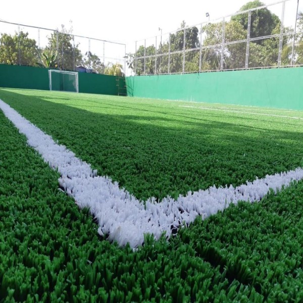 Grama sintética para campo de futebol