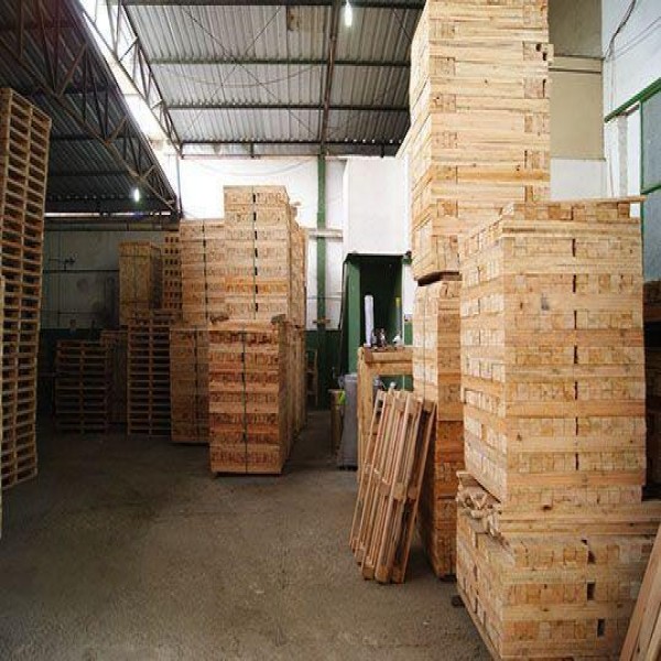 comércio de pallet de madeira