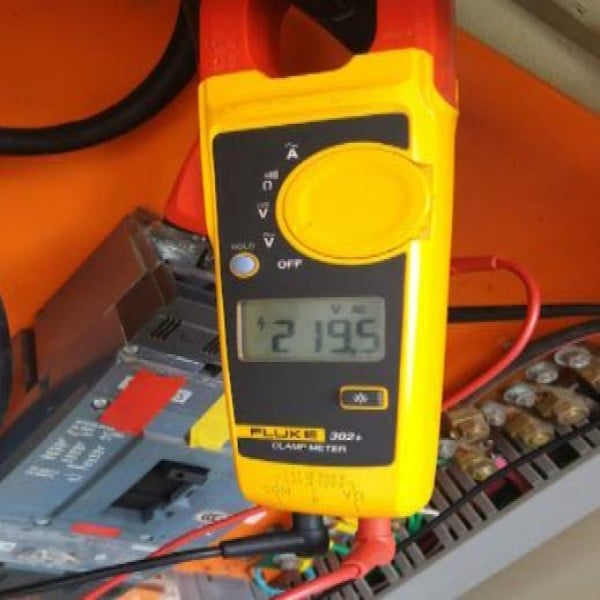 manutenção de instalações elétricas