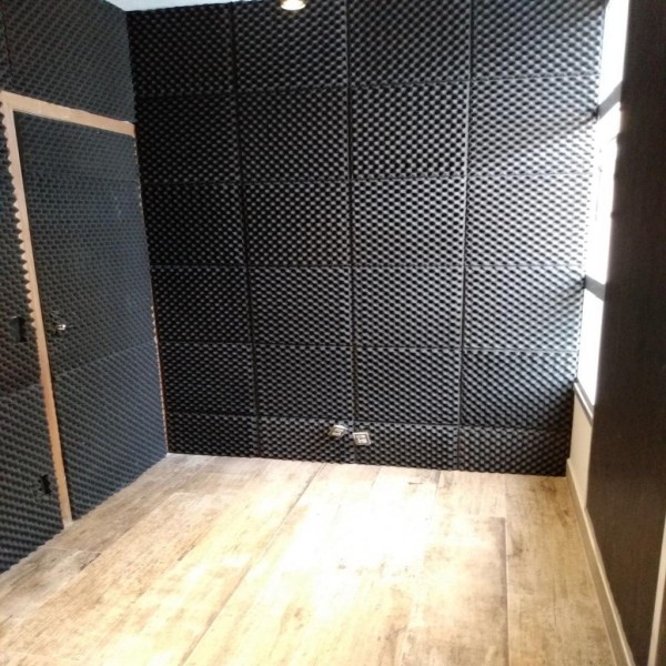espuma absorvedora acústica