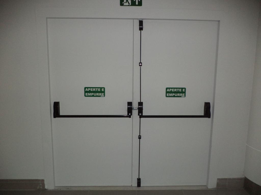porta acústica industrial