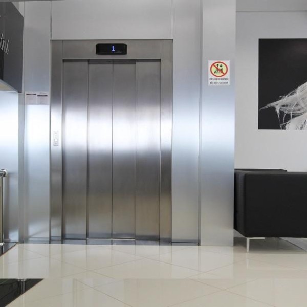 conservação de elevadores passageiros