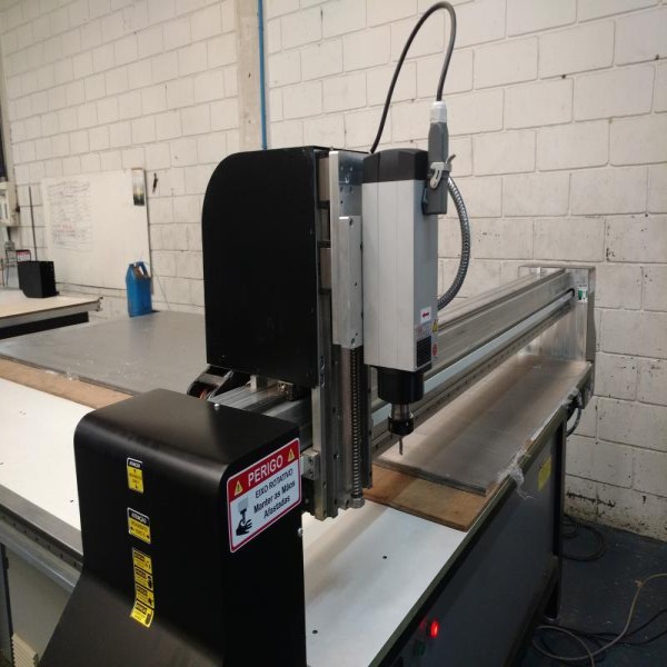 fresadora CNC