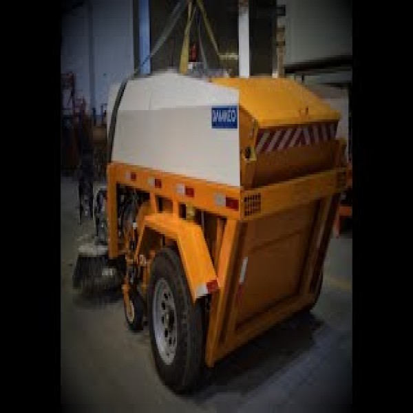 varredora coletora vr1000 rebocável