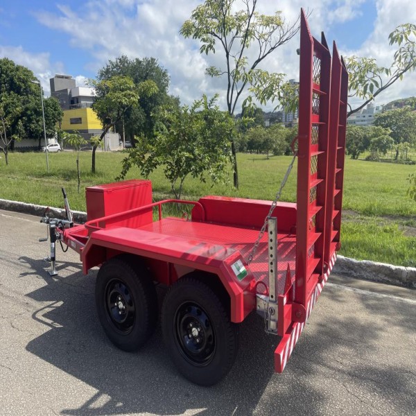 reboque para transporte de máquinas