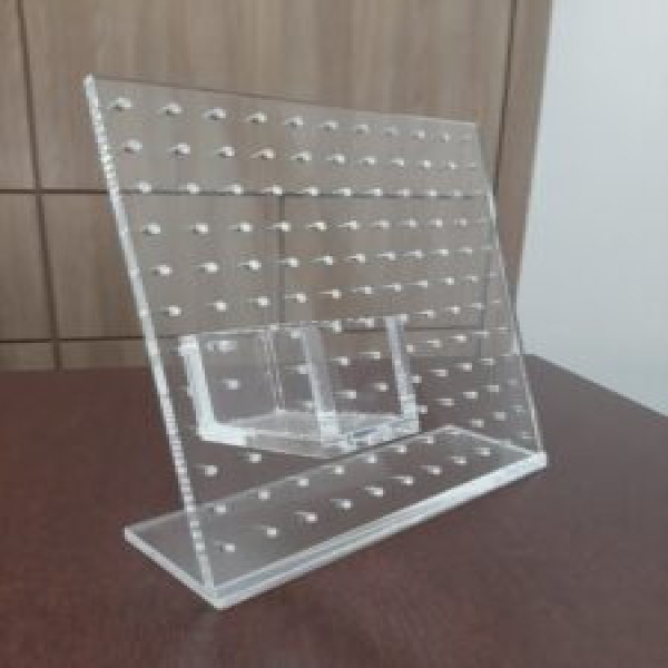 peças em acrílico cortadas a laser