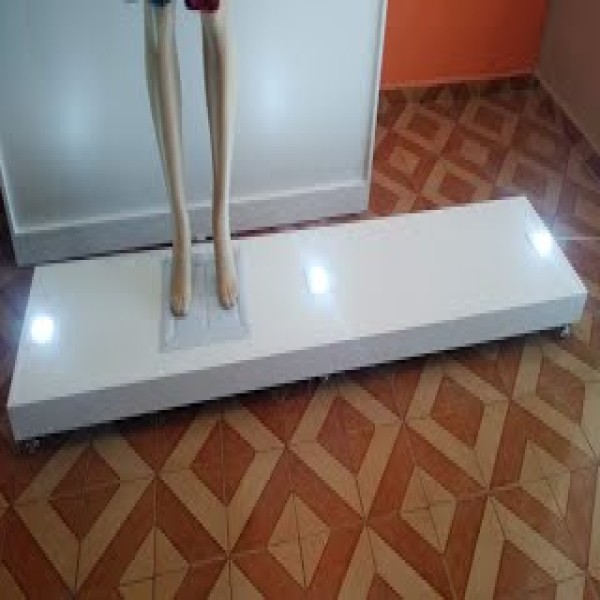 suporte para manequim de loja