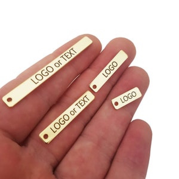 etiqueta de metal para roupas