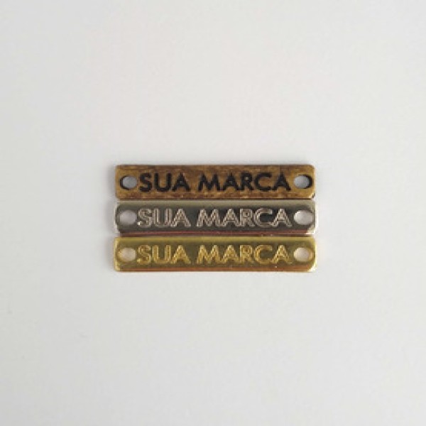 etiqueta de metal para roupas