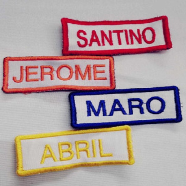 etiquetas estampadas para roupa